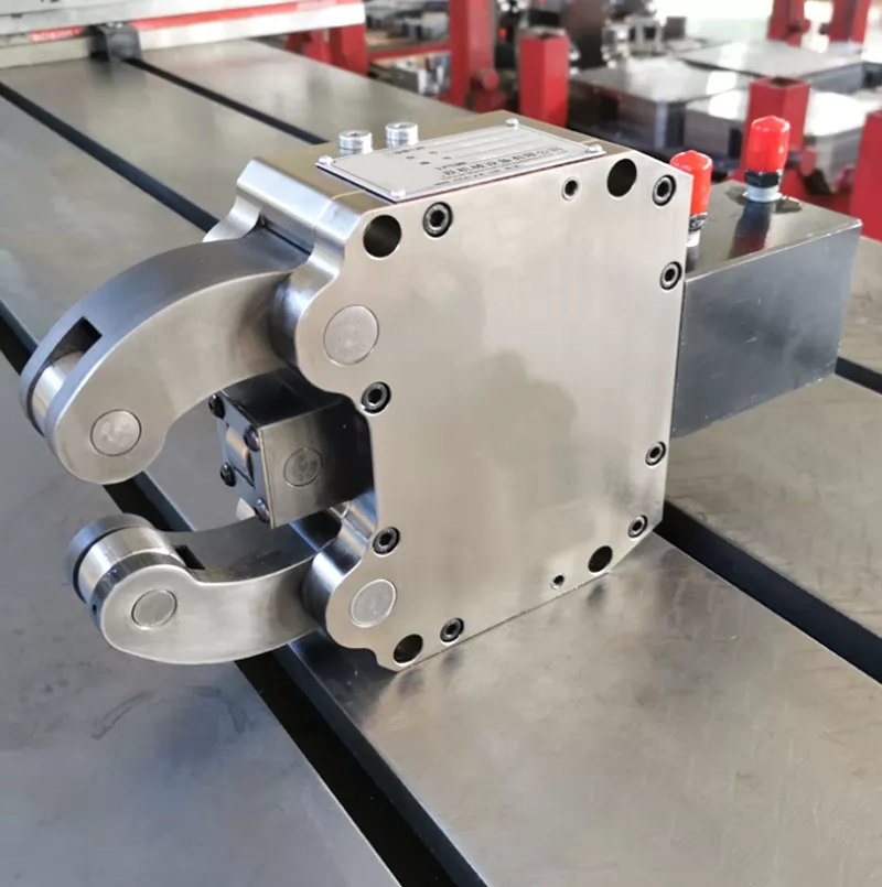 Гидравлический центральный упор HY100A